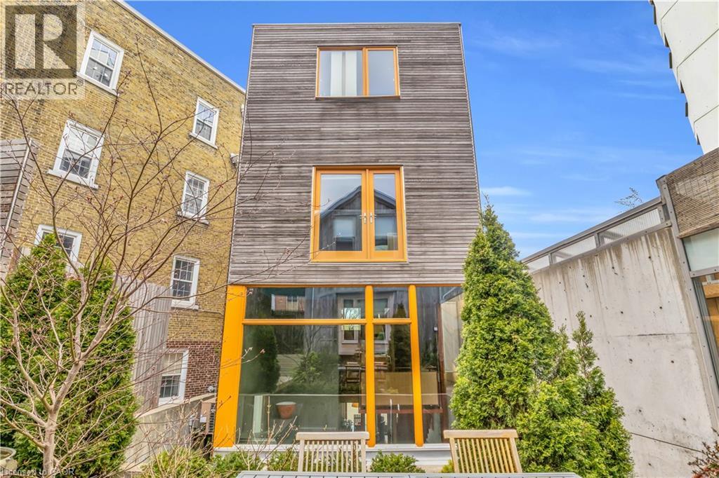 7 COBOURG Street - 33