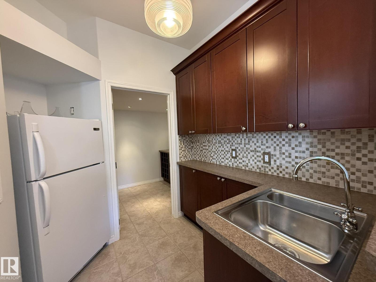 2335 RUTHERFORD WY SW - 41