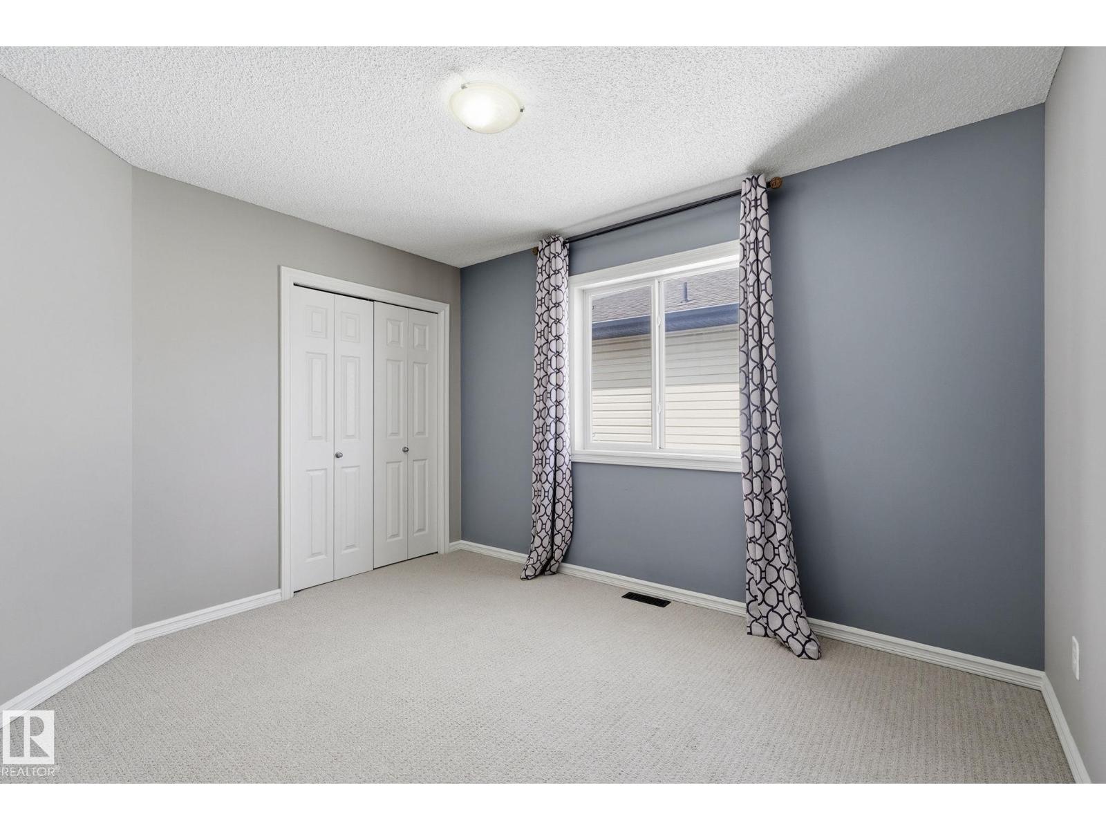 3327 32 AV NW - 23