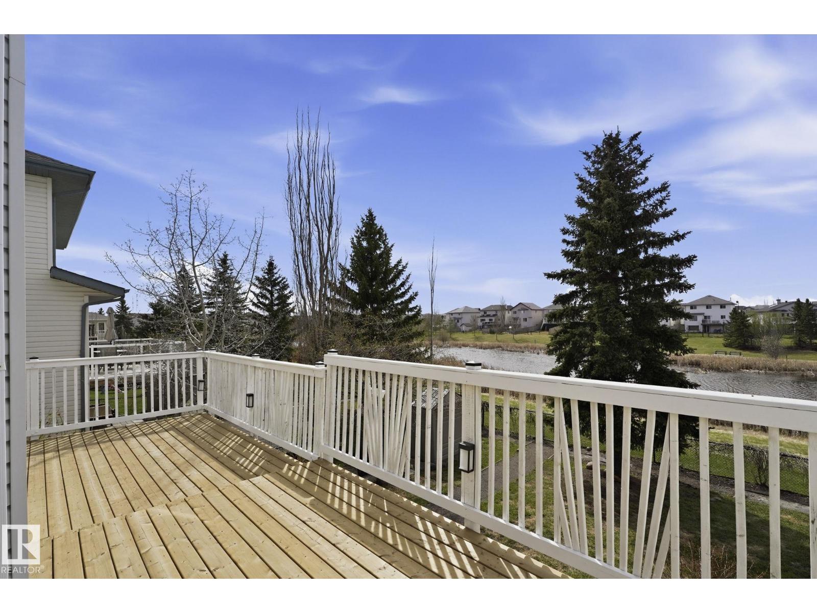 3327 32 AV NW - 35