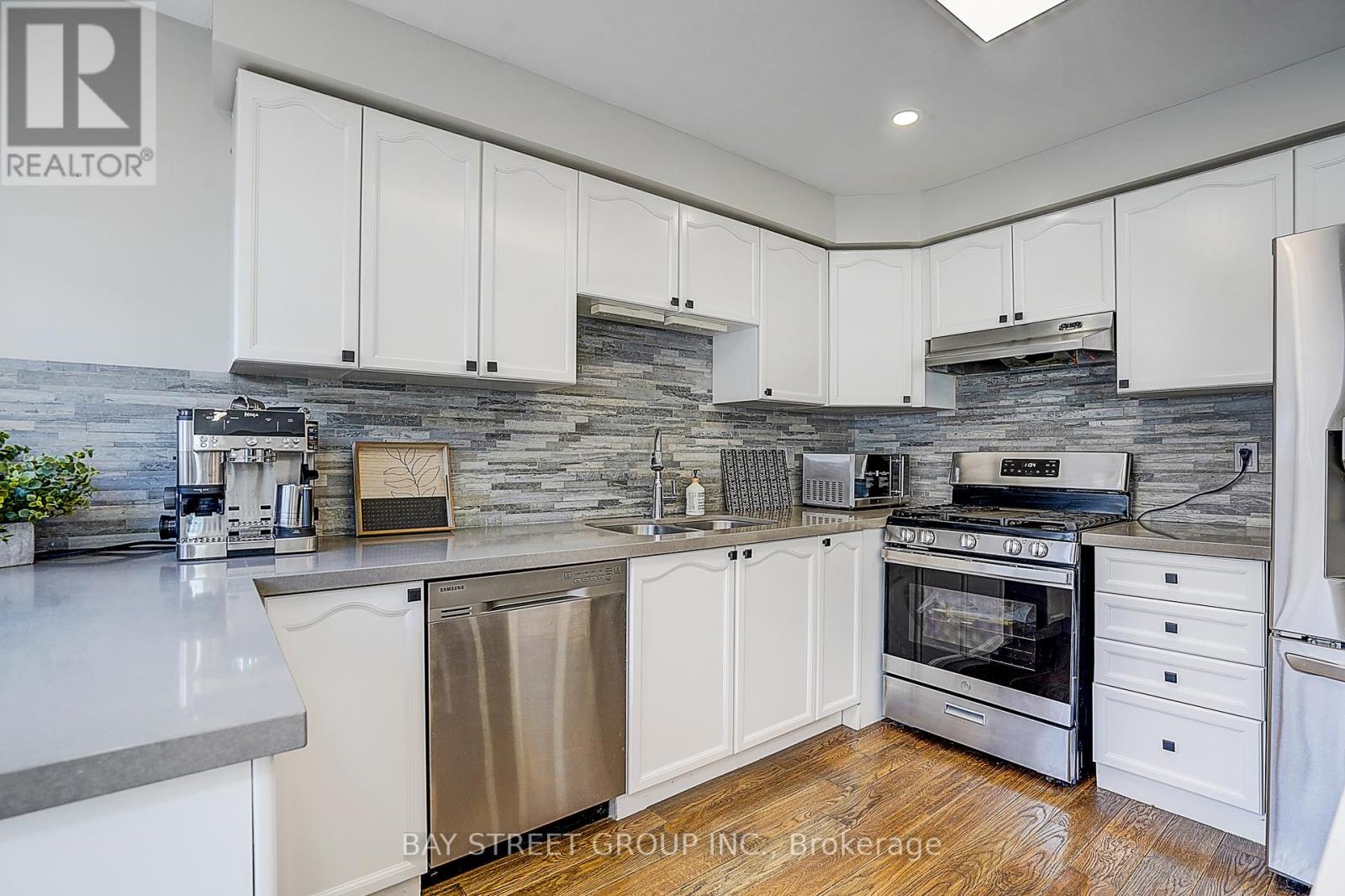 1356 RIDGEBANK DRIVE - 10