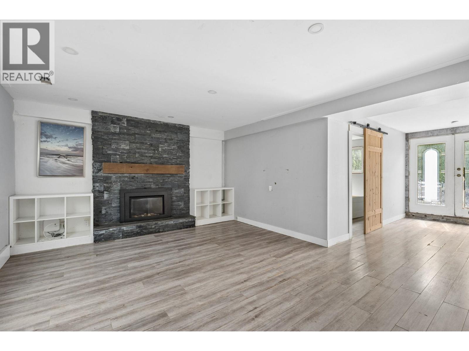 5388 46 Avenue, Delta