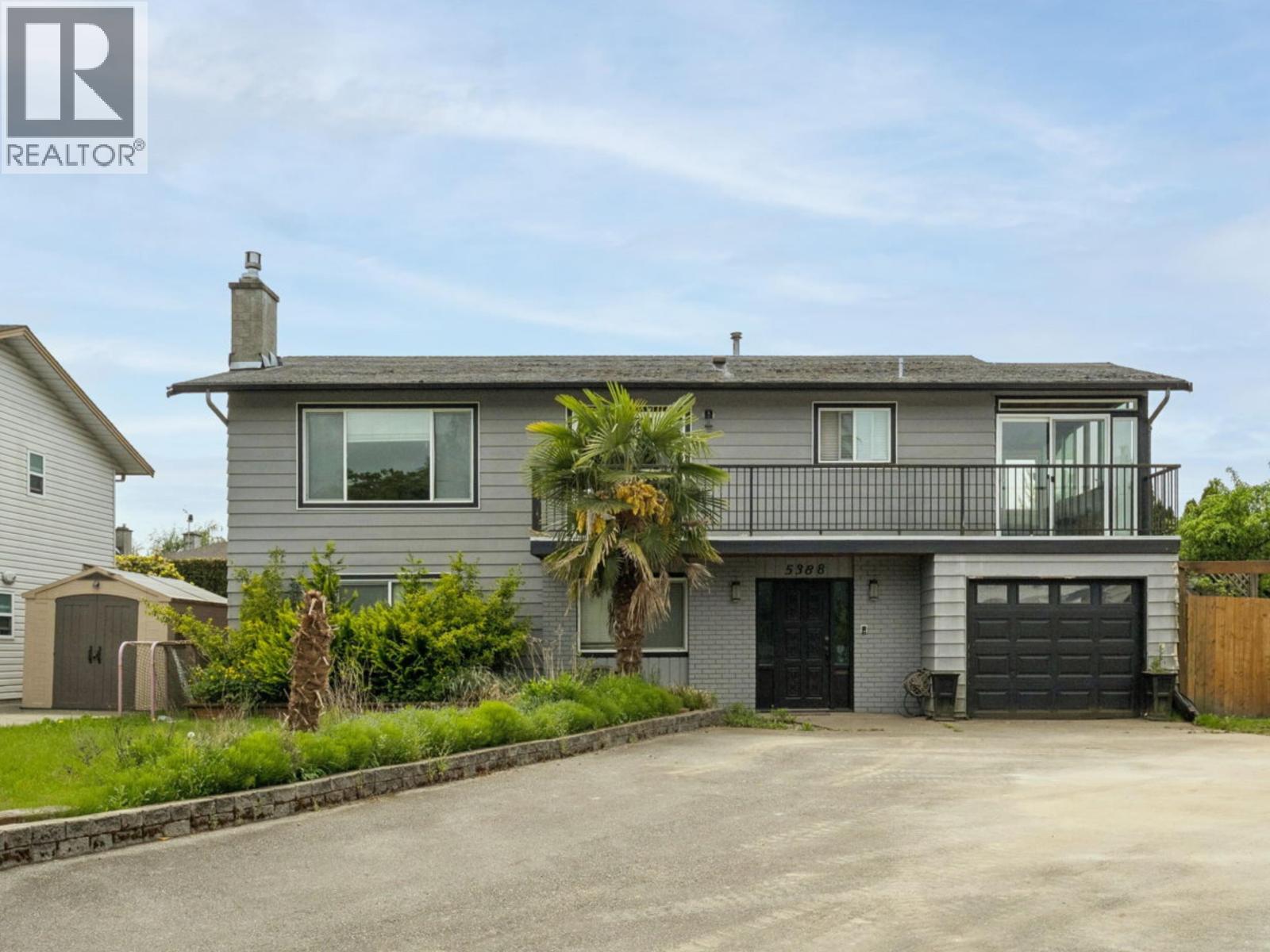 5388 46 Avenue, Delta