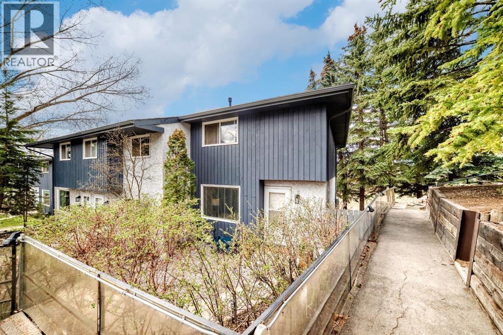 #11 800 Bowcroft Place - 34