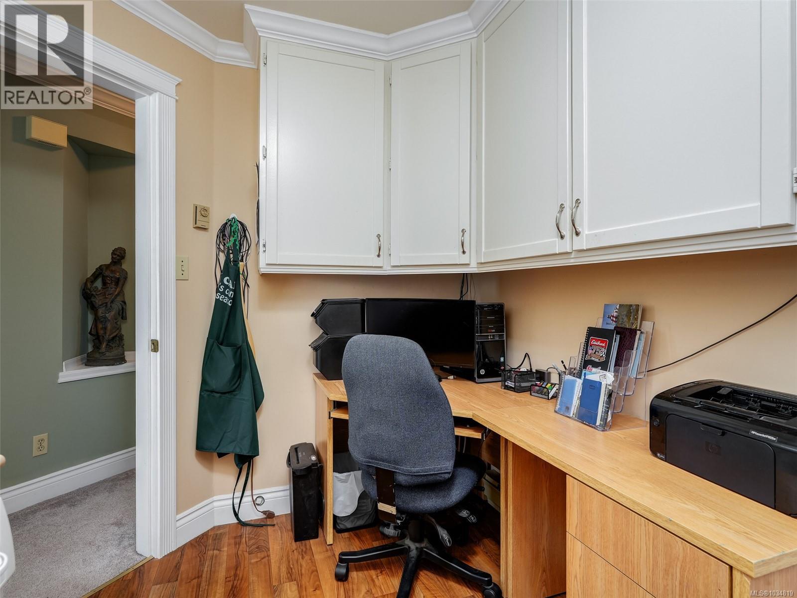 49 Caton Pl, View Royal