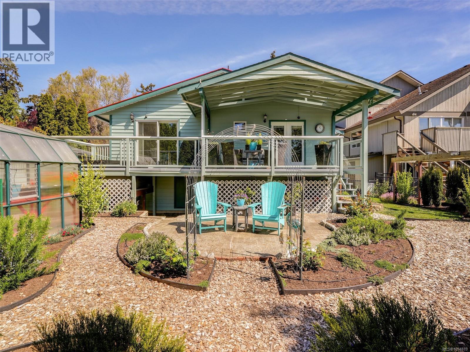 49 Caton Pl, View Royal