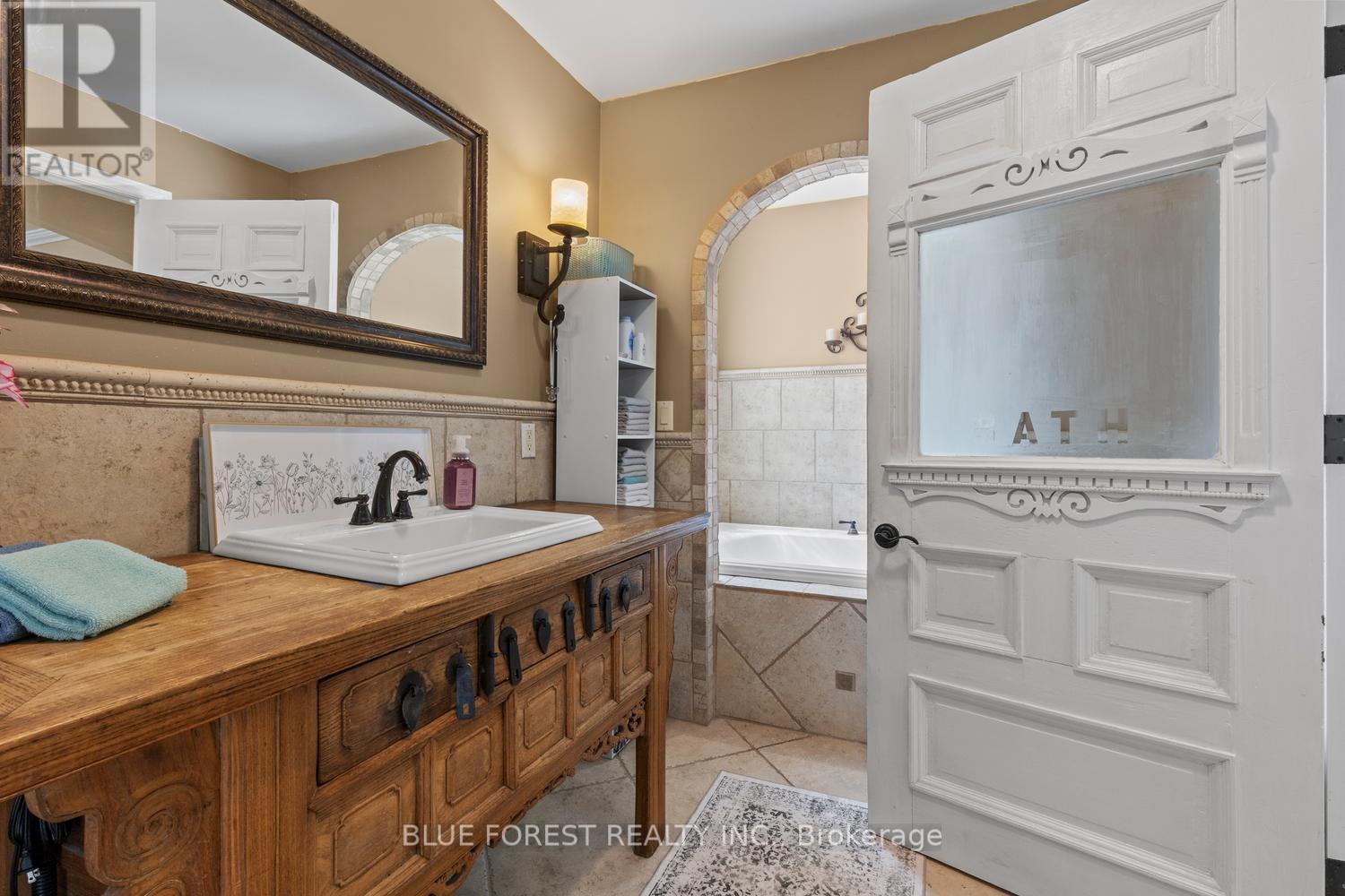 7031 BEATTIE STREET - 27