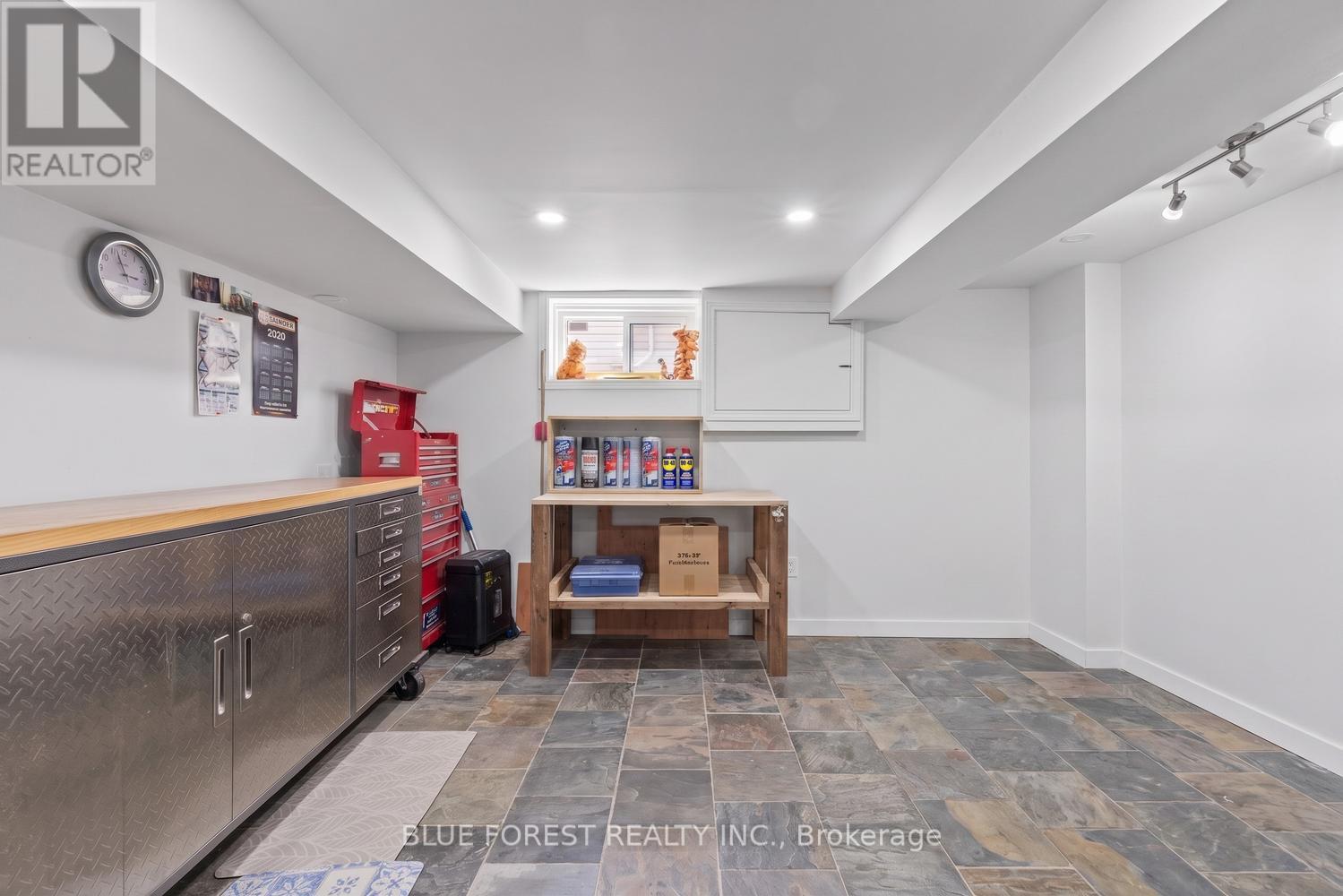 7031 BEATTIE STREET - 39