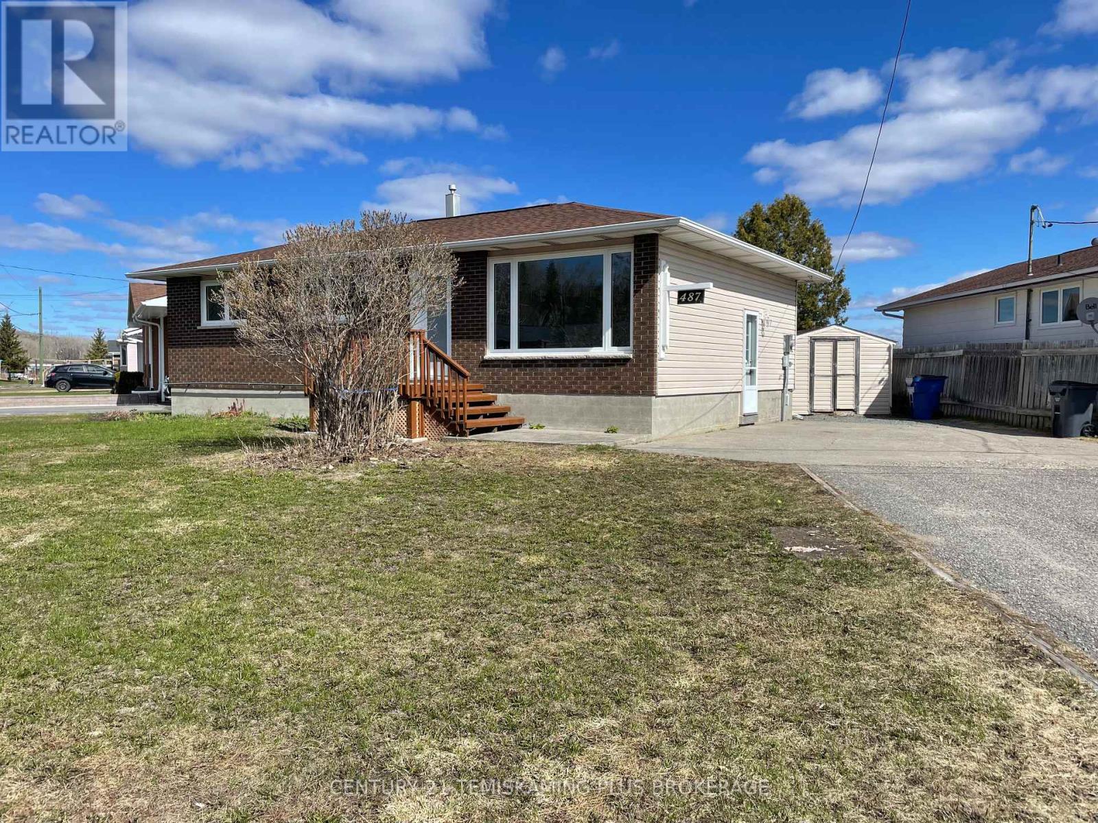 487 ROSS AVENUE - 1