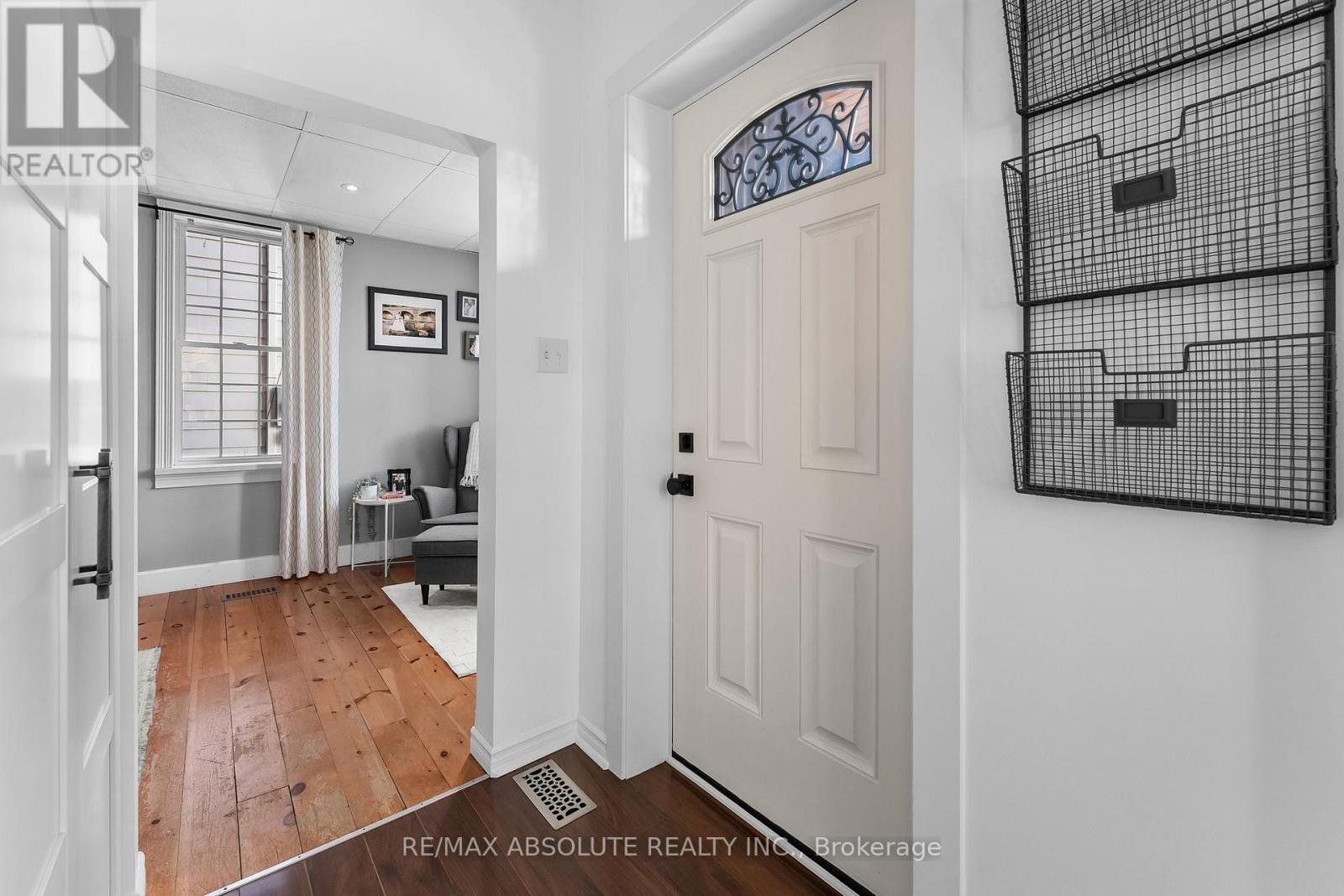 1655 RIVER ROAD - 19