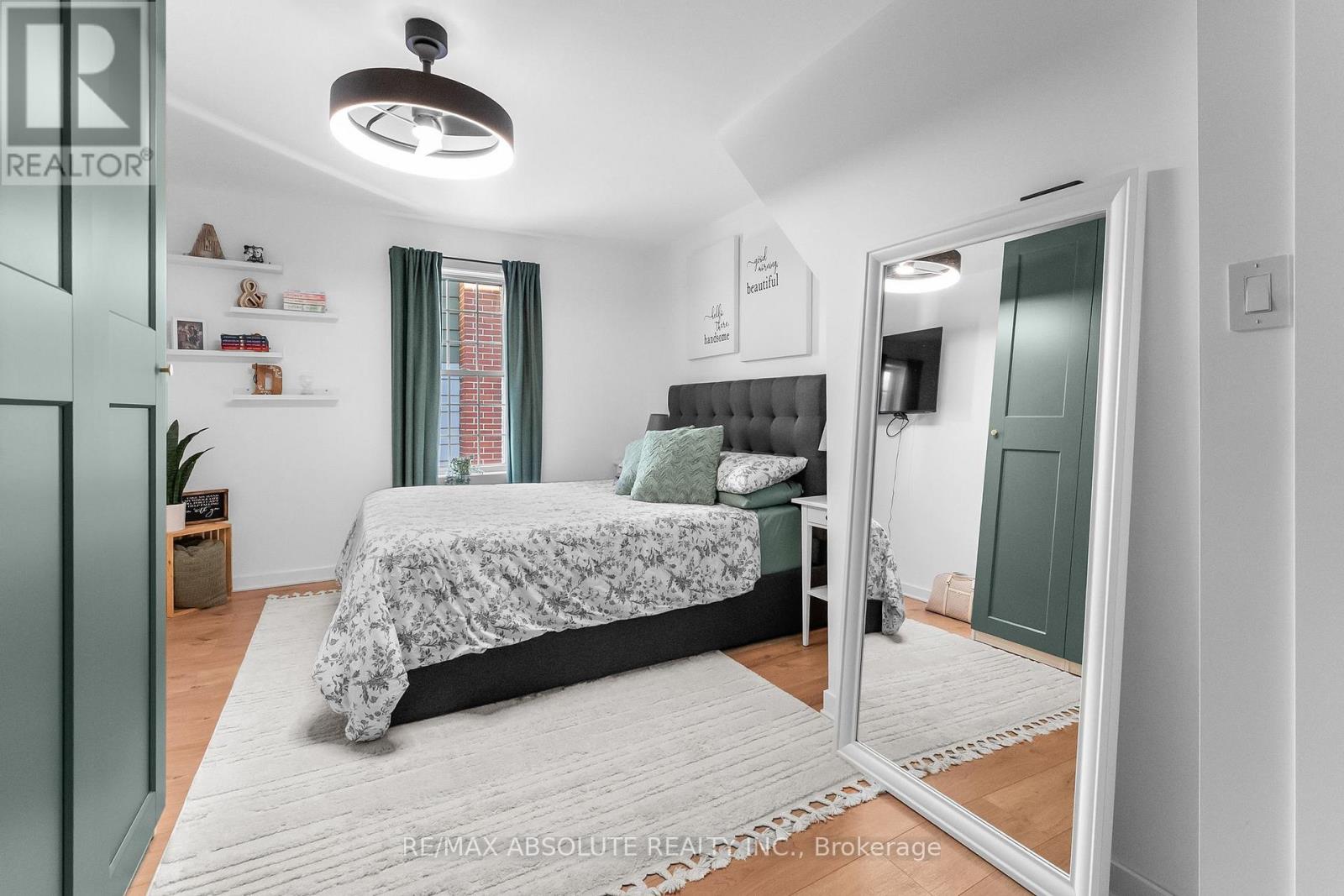 1655 RIVER ROAD - 28
