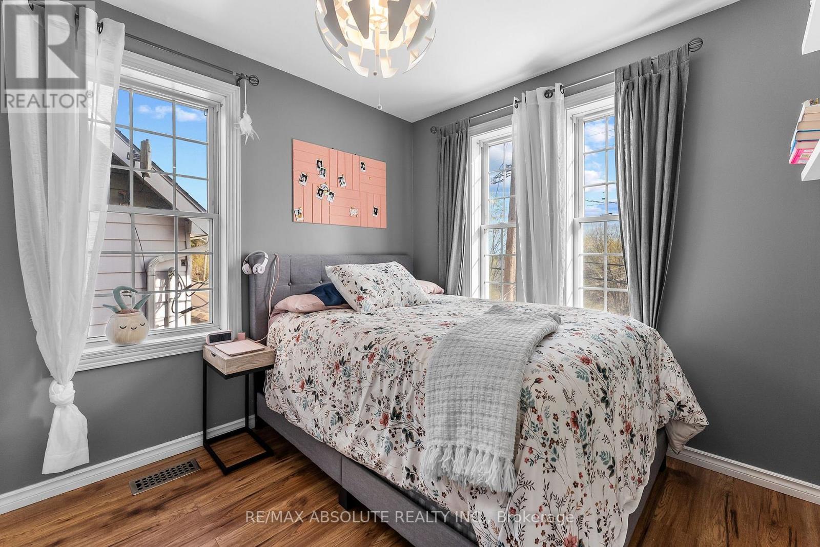 1655 RIVER ROAD - 33