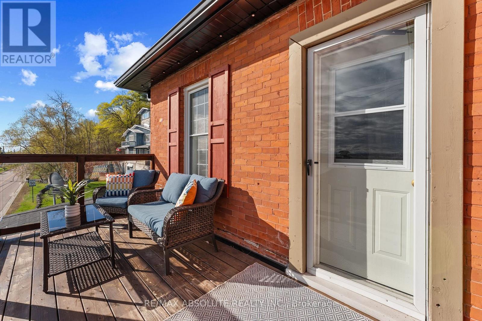 1655 RIVER ROAD - 41