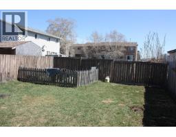 A&b 10115 90 Street, Fort St  John, BC V1J3G9 Photo 31
