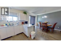 A&b 10115 90 Street, Fort St  John, BC V1J3G9 Photo 9