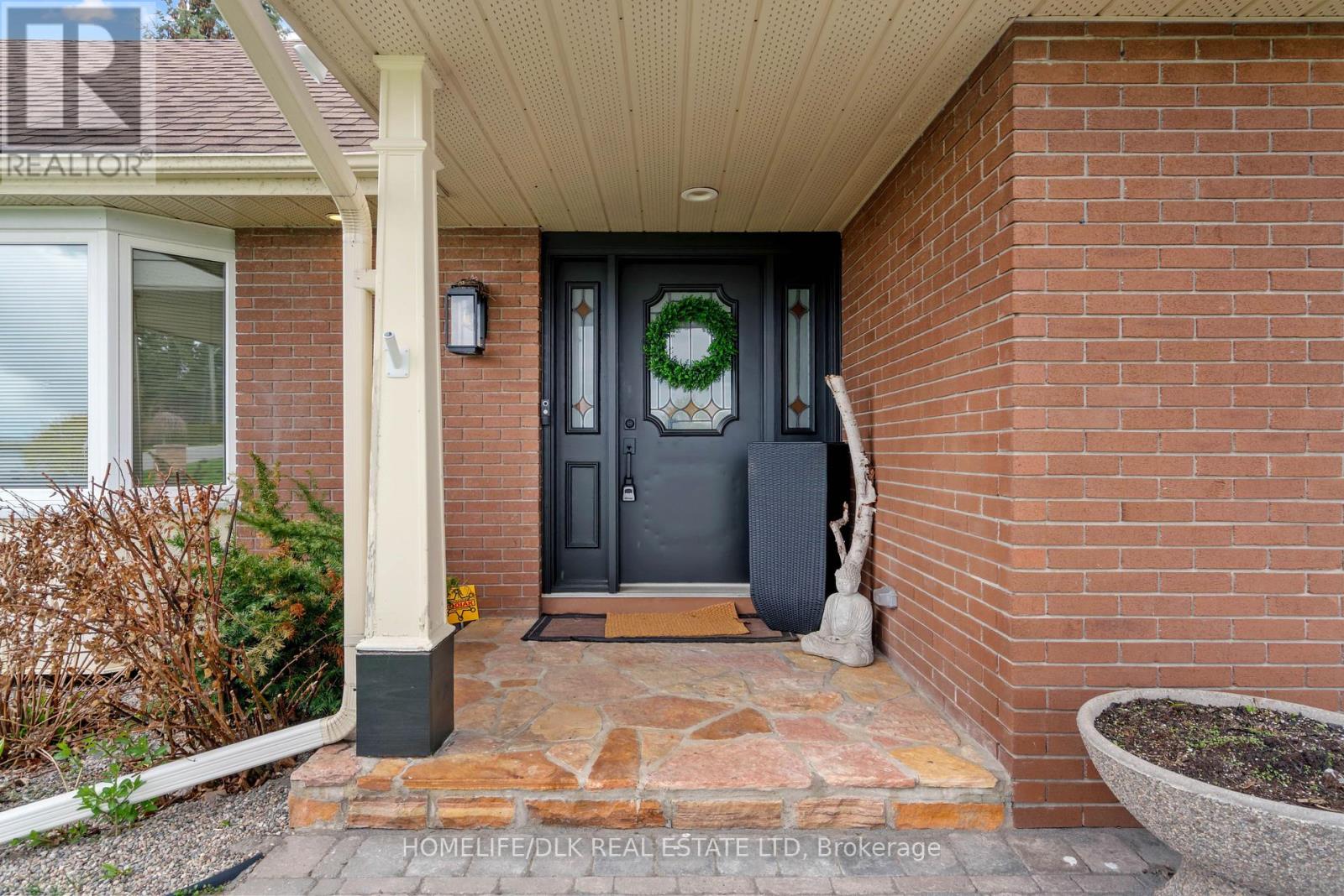 1102 BURNSIDE DRIVE - 4