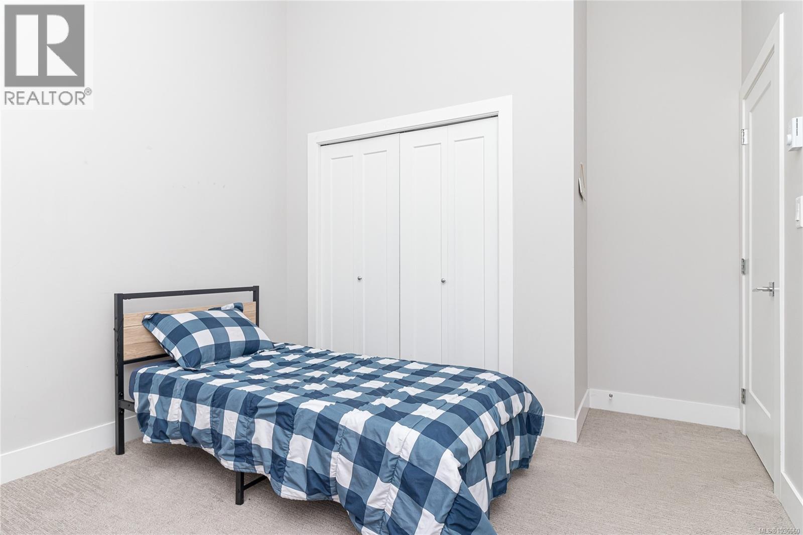 2716 Celestial Crt - 16