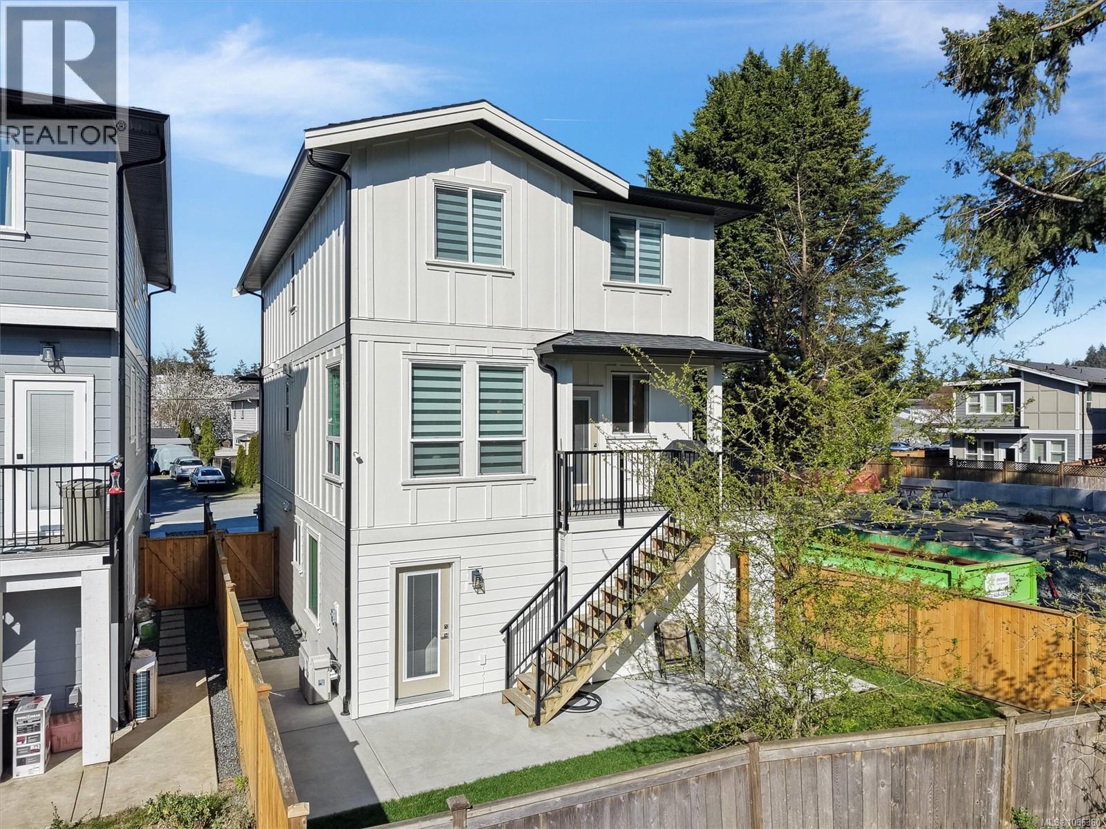 973 Isabell Ave - 33