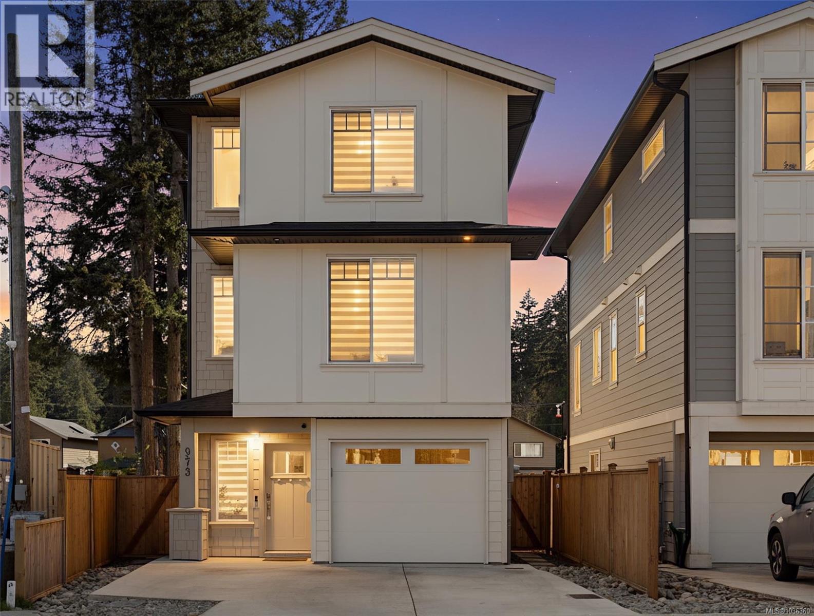973 Isabell Ave - 36