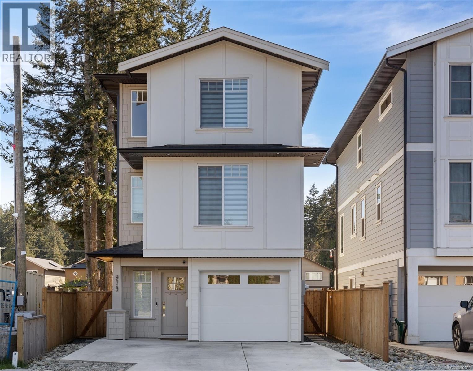 973 Isabell Ave - 37