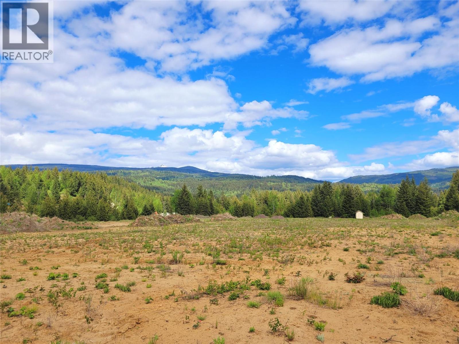 640E YELLOWHEAD Highway, Clearwater