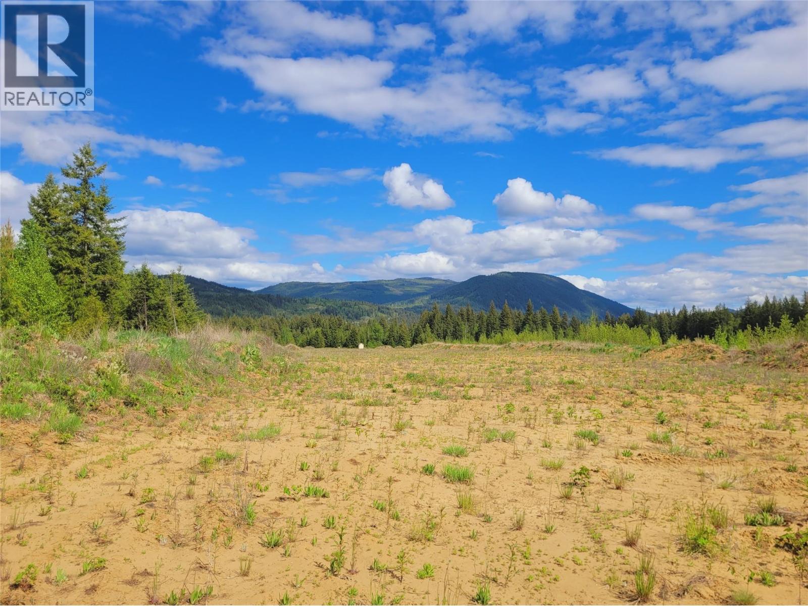 640E YELLOWHEAD Highway, Clearwater