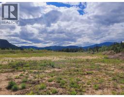 640e Yellowhead Highway, Clearwater, BC V0E1N1 Photo 12