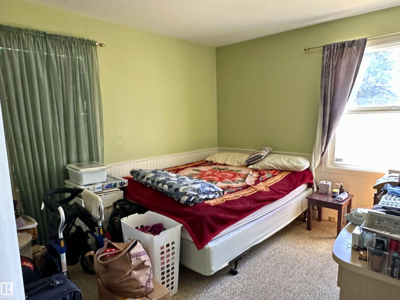 5035 49 AV NW - 11