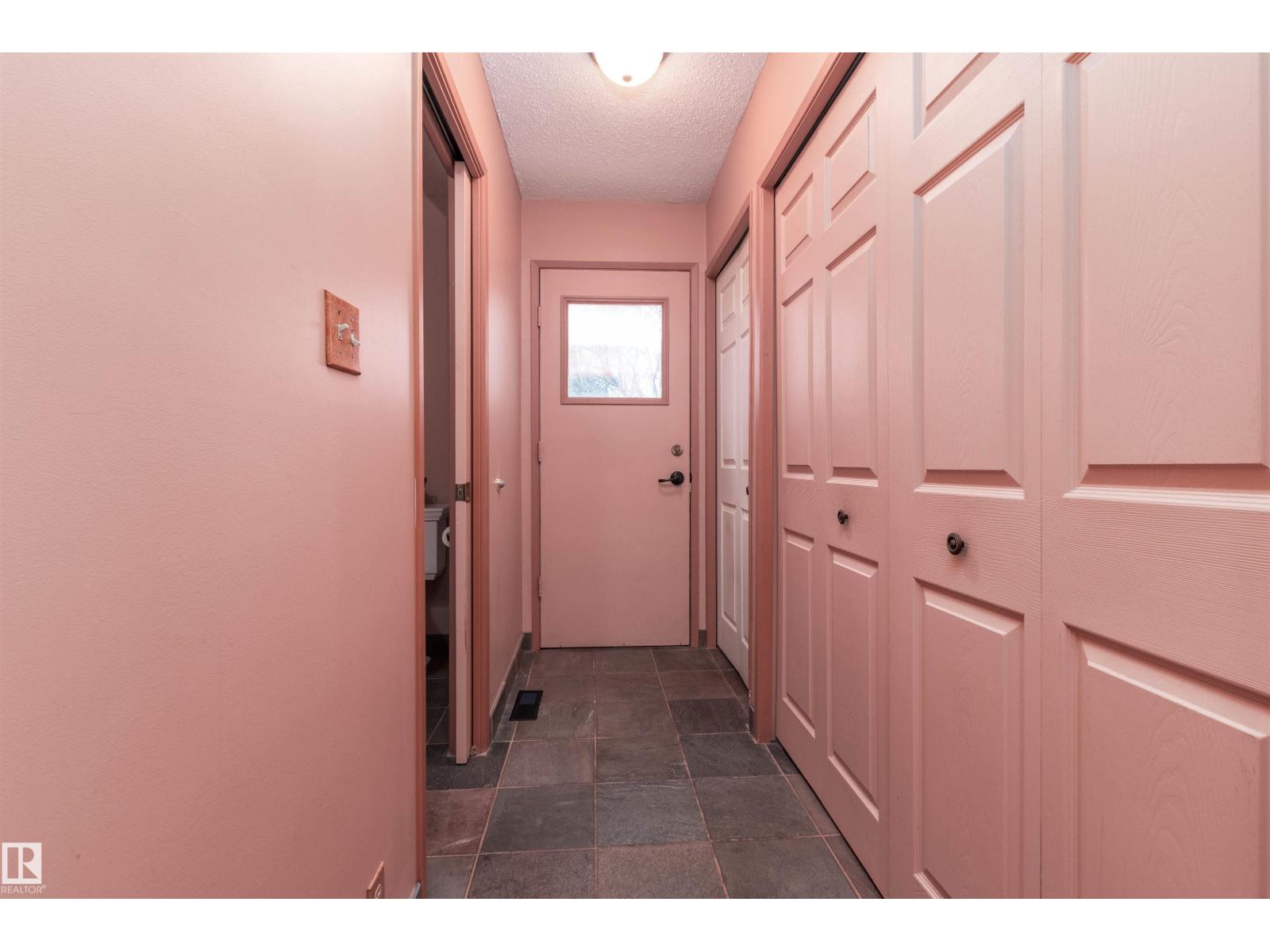 6 WOODFIELD PL, Sherwood Park