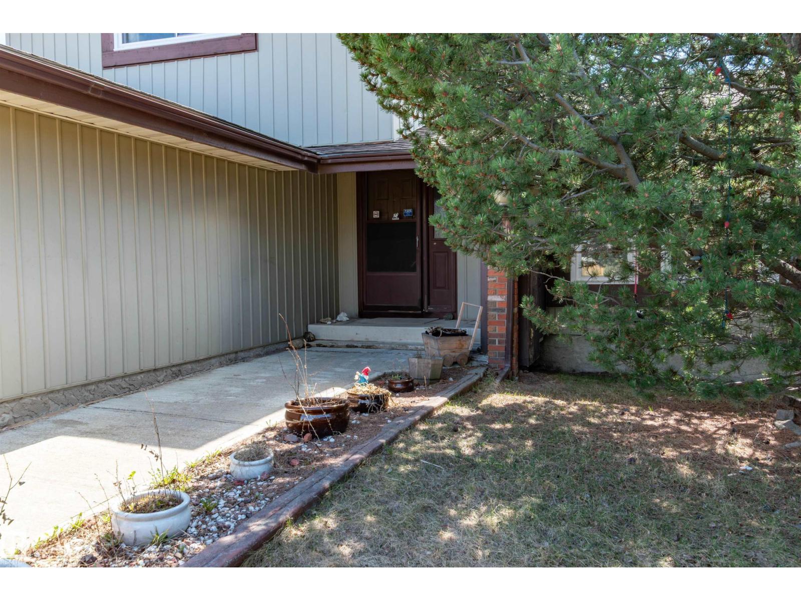 6 WOODFIELD PL, Sherwood Park