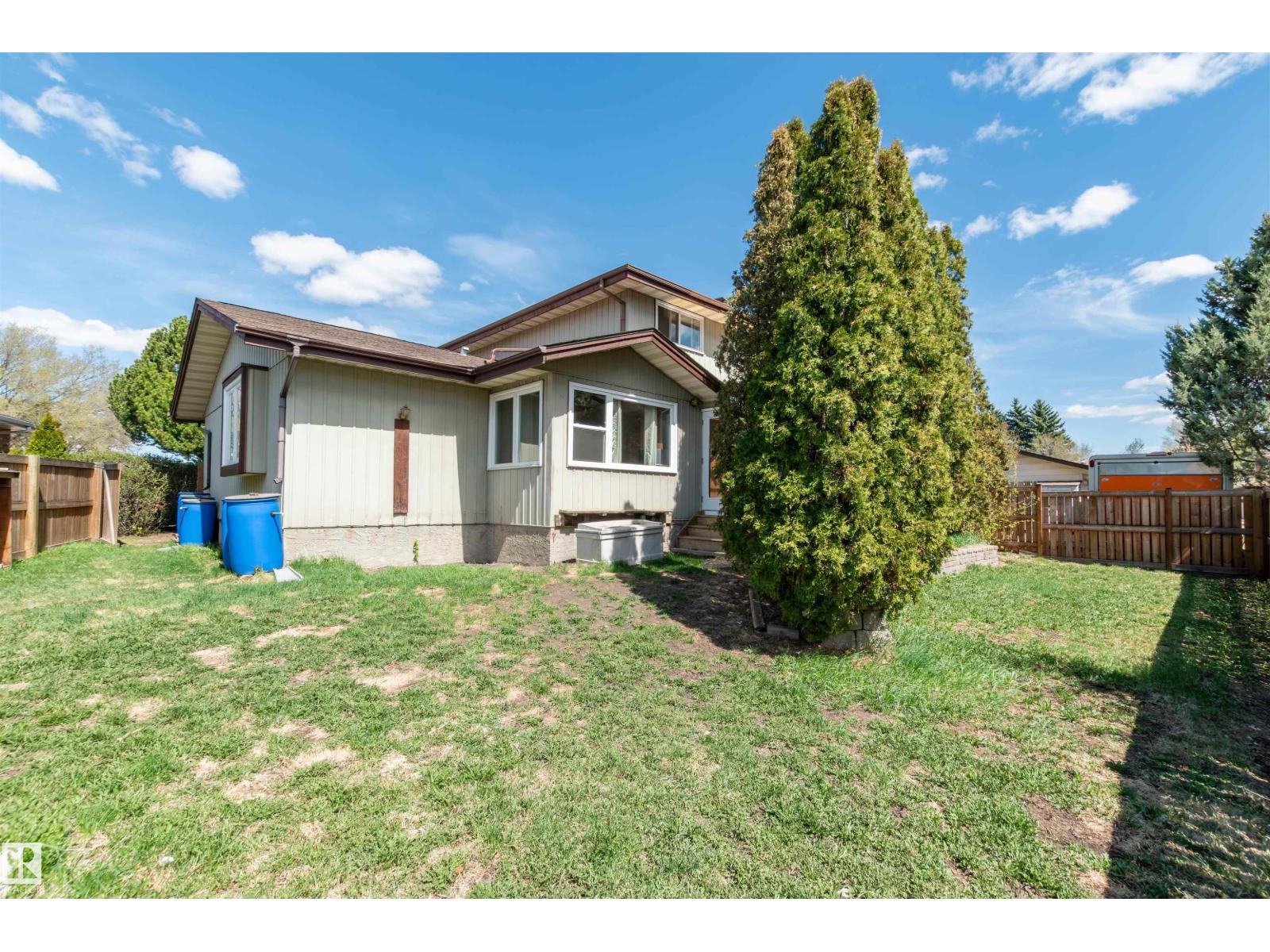 6 WOODFIELD PL, Sherwood Park