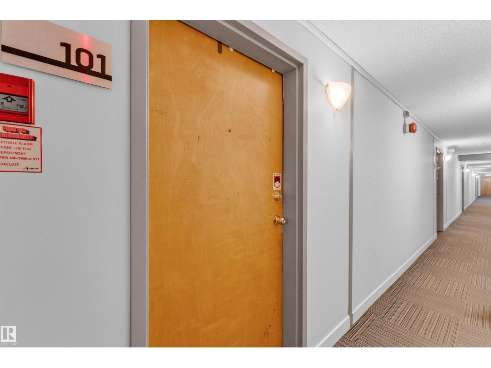 #101 10136 160 ST NW NW - 12