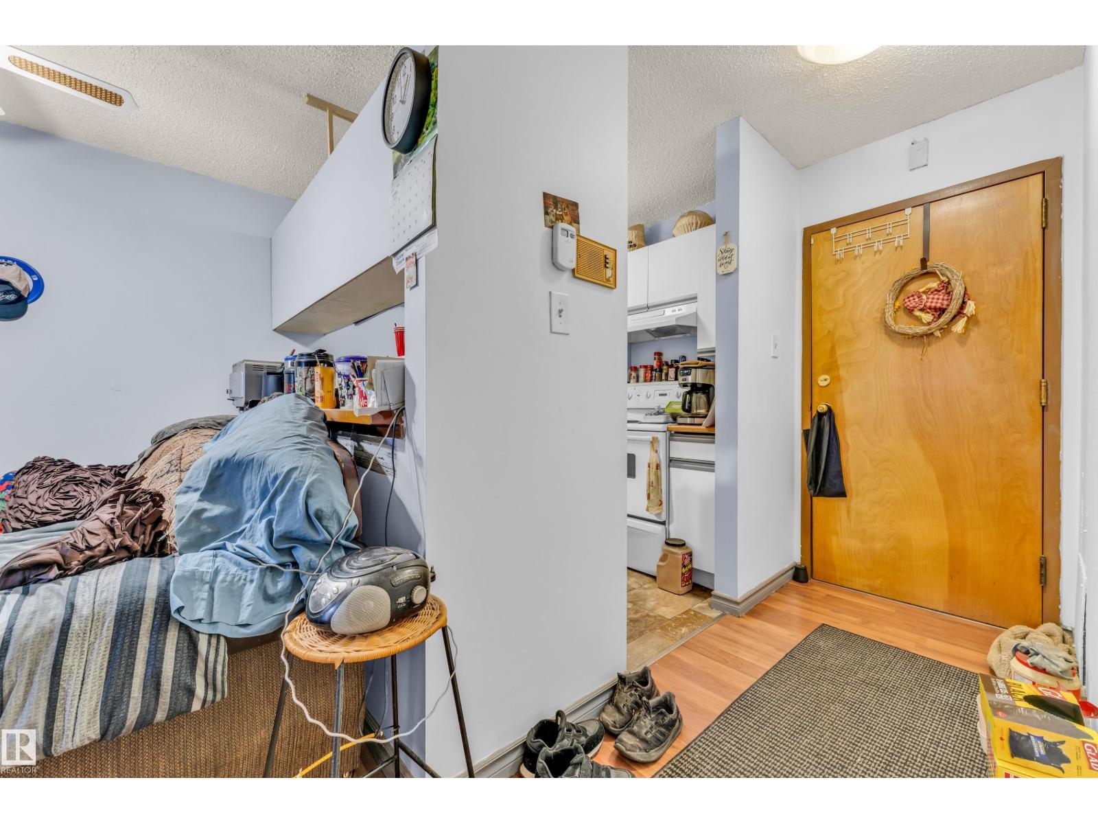 #101 10136 160 ST NW NW - 3