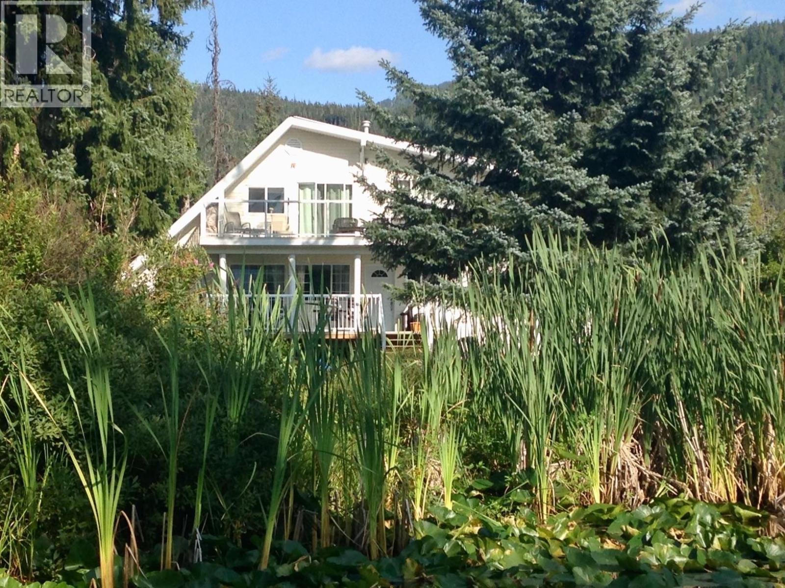 2605 1ST Avenue, Terrace