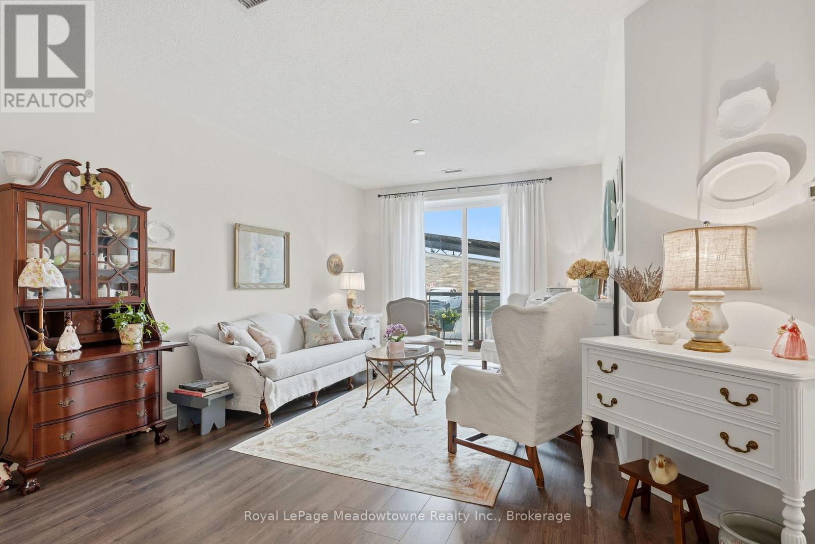 #109 33 WHITMER STREET - 8