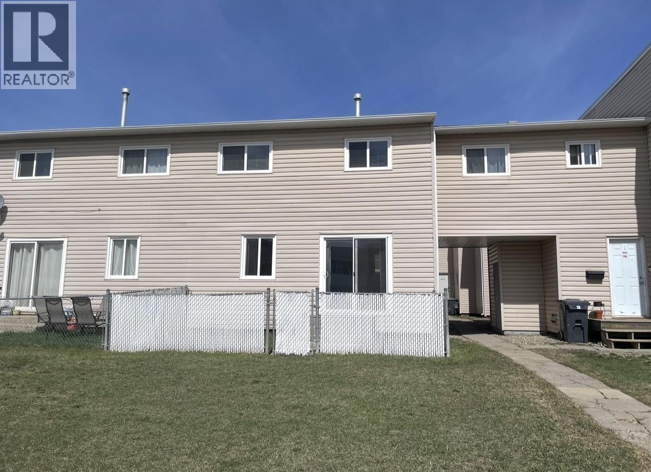 8818 101 AVENUE - 3