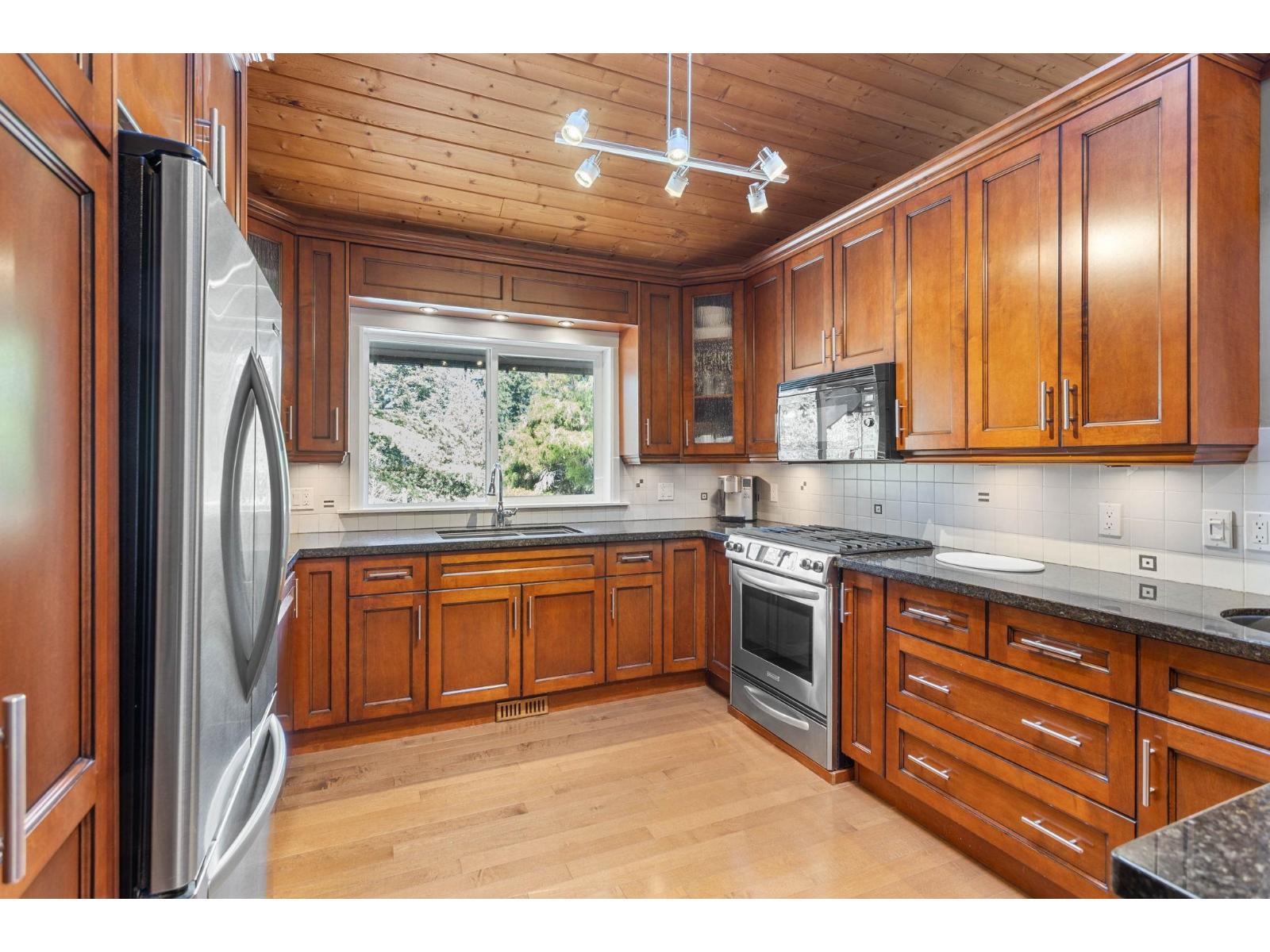 5 Bed, 4 Bath House for Sale in Langley – 23808 58A AVENUE, Langley - Image 15