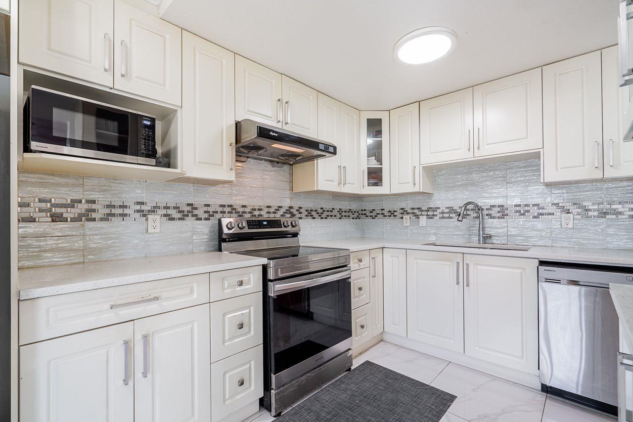 House in Surrey - Image 3