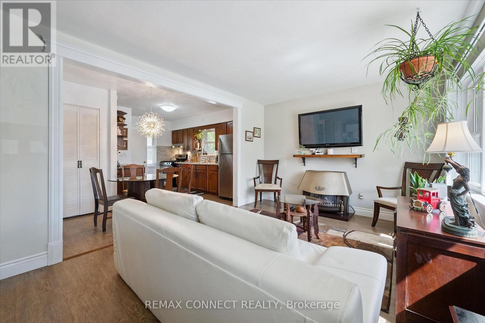 59 KNIGHTSWOOD BOULEVARD - 12