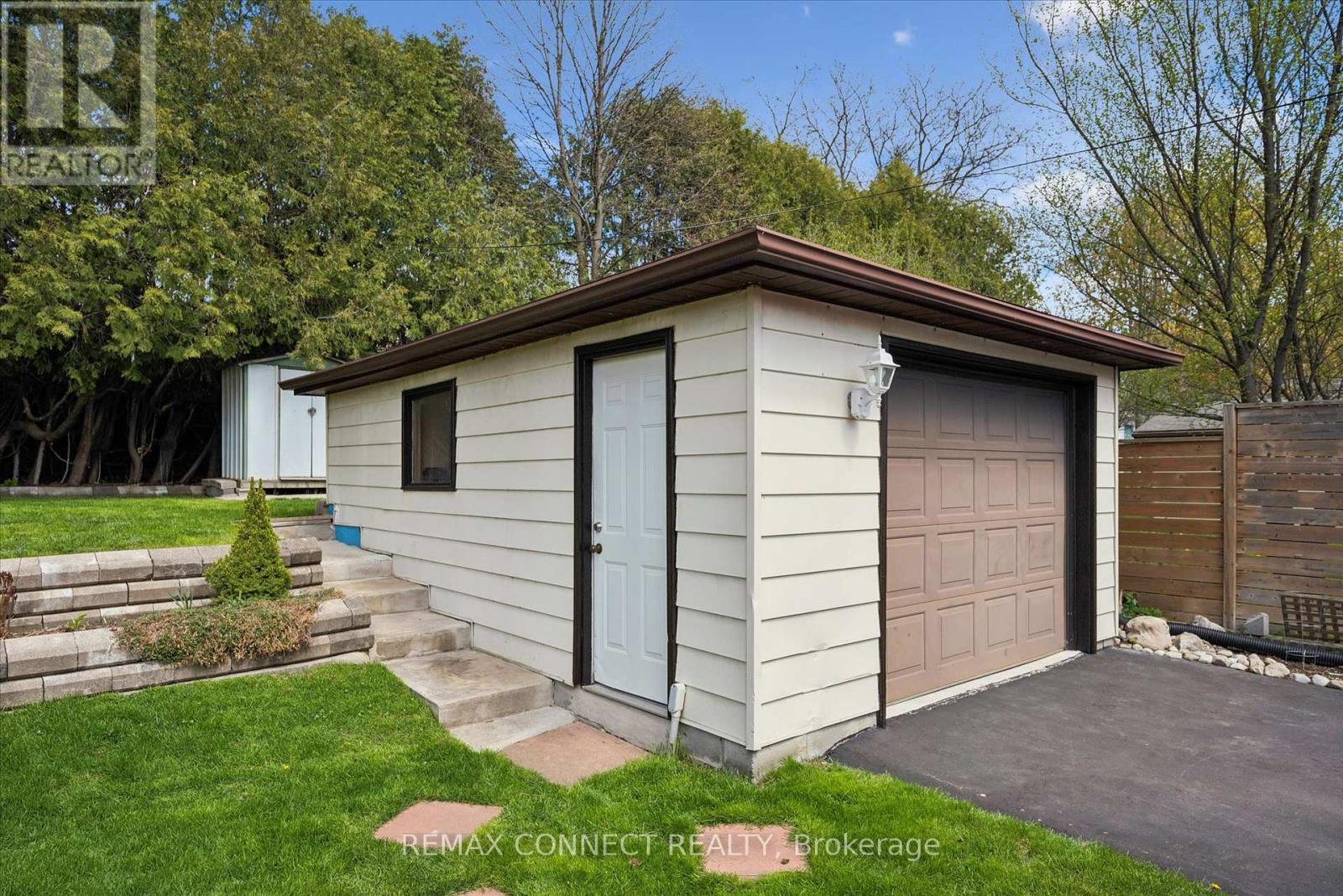 59 KNIGHTSWOOD BOULEVARD - 44