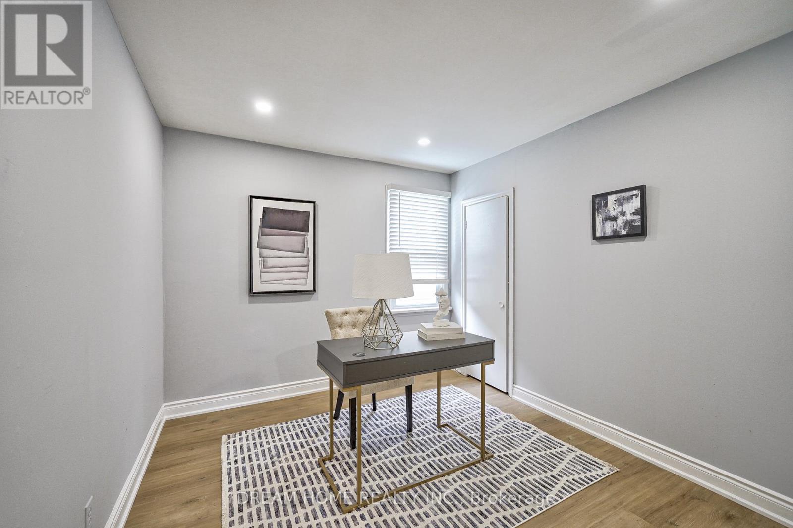 31 WARREN ROAD - 19