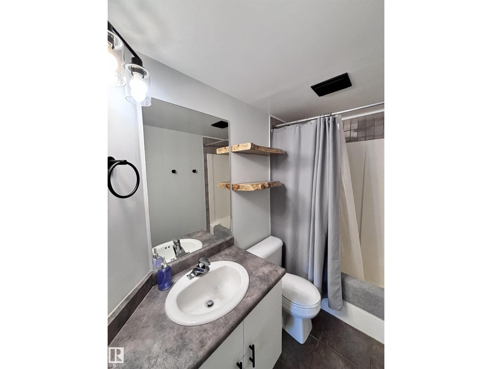 #506 10046 110 ST NW - 17