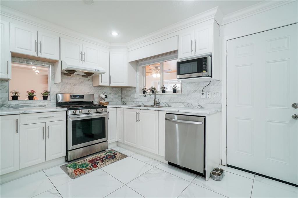 5 Bed, 3 Bath House for Sale in Abbotsford – 3174 ROYAL COURT, Abbotsford – MLS# R3121974 - Image 13