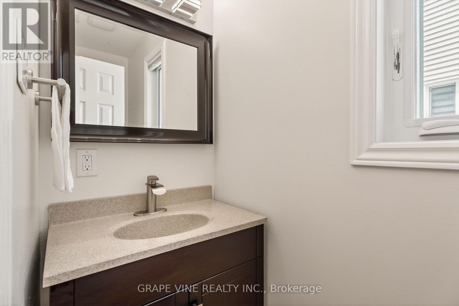 1702 BOISBRIAND CRESCENT - 10