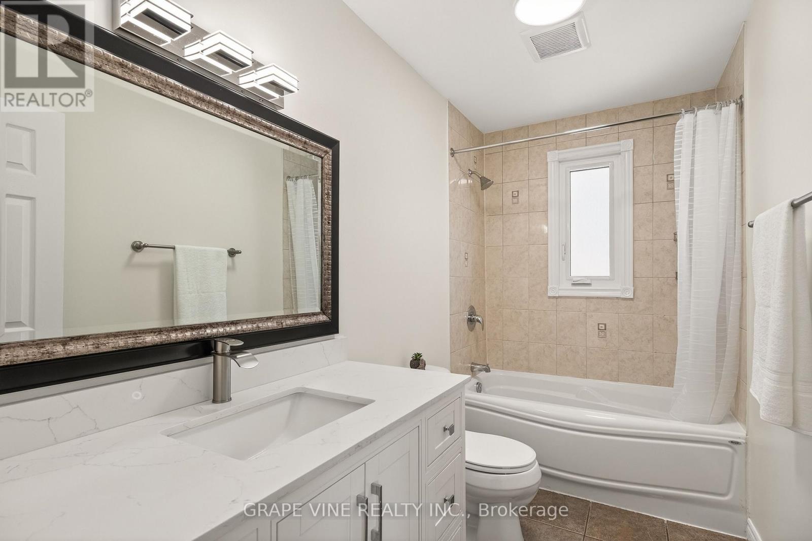 1702 BOISBRIAND CRESCENT - 24