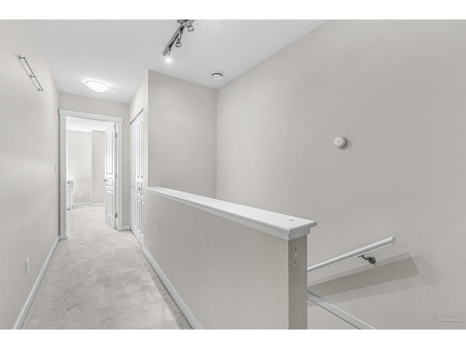 #46-10489 DELSOM Crescent, Delta