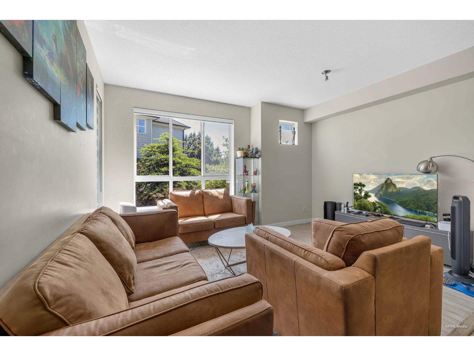 #46-10489 DELSOM Crescent, Delta