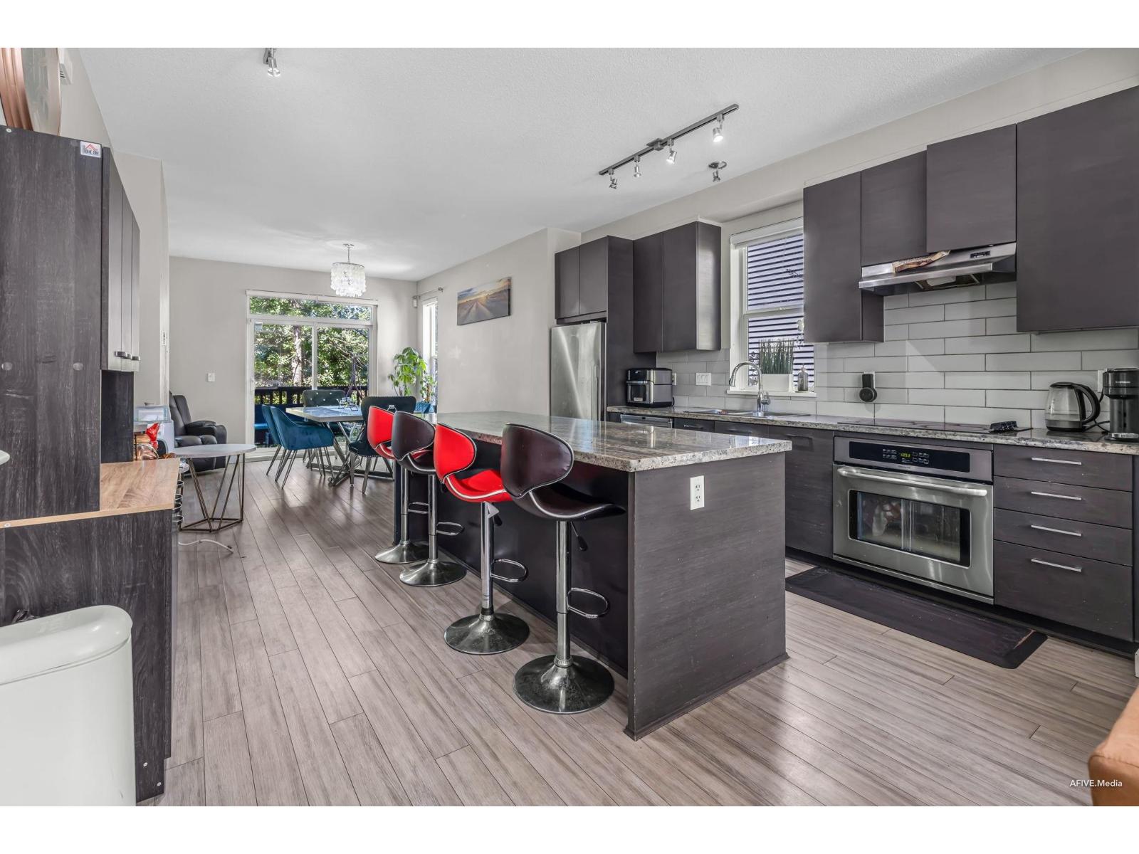 #46-10489 DELSOM Crescent, Delta