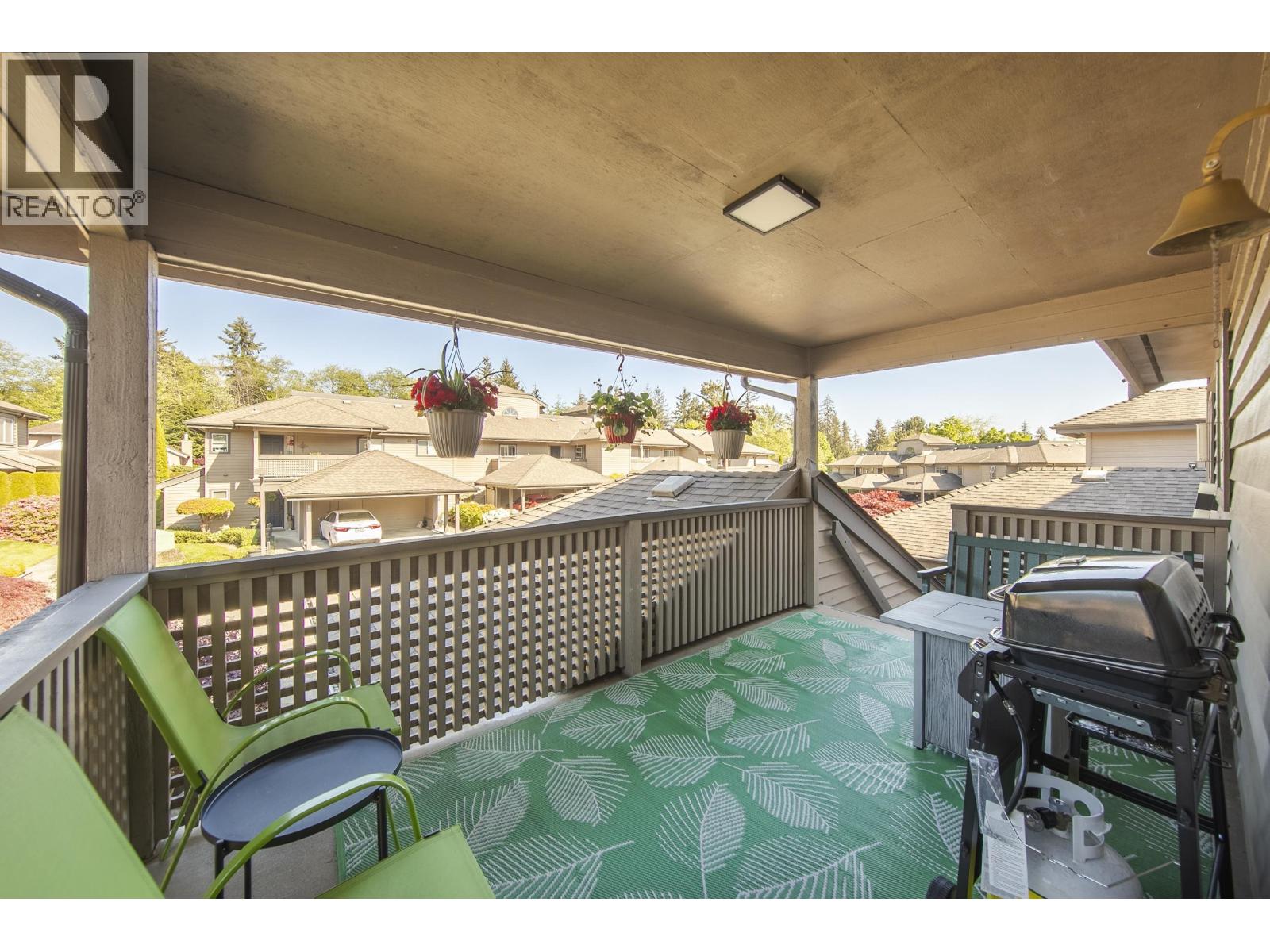 836 ROCHE POINT DRIVE, North Vancouver