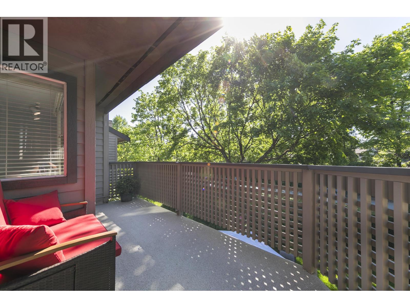 836 ROCHE POINT DRIVE, North Vancouver